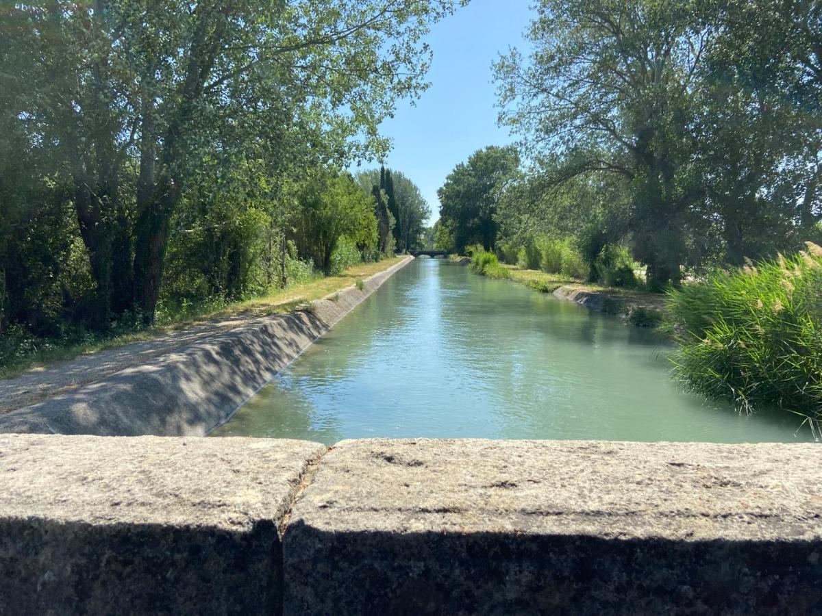 L'Oliveraie Robion en Luberon Buitenkant foto
